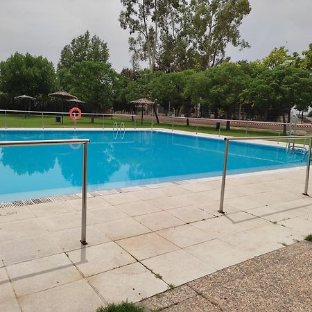 Apartamentos Turisticos Casa Morocho Alagon Del Rio Eksteriør bilde