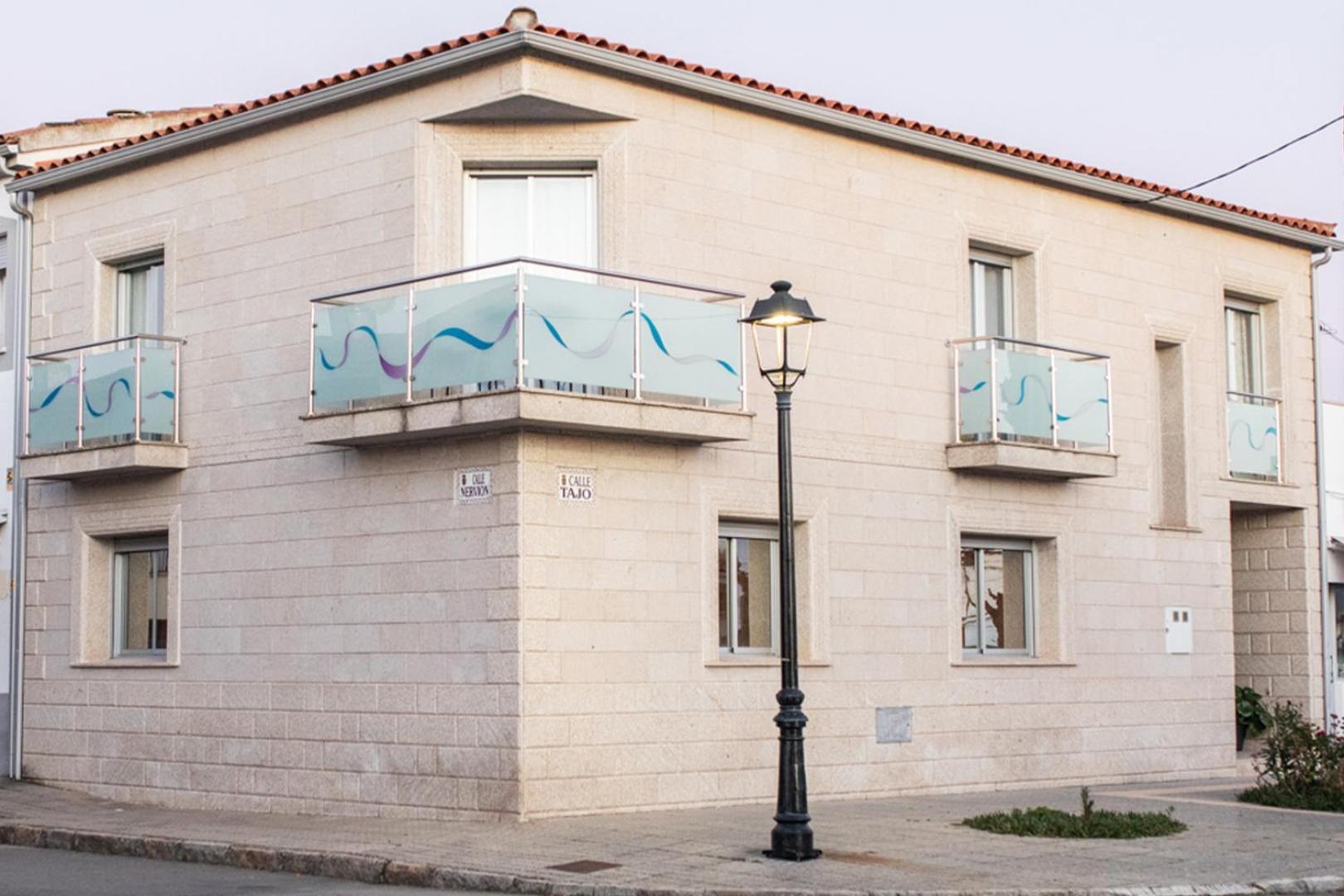 Apartamentos Turisticos Casa Morocho Alagon Del Rio Eksteriør bilde